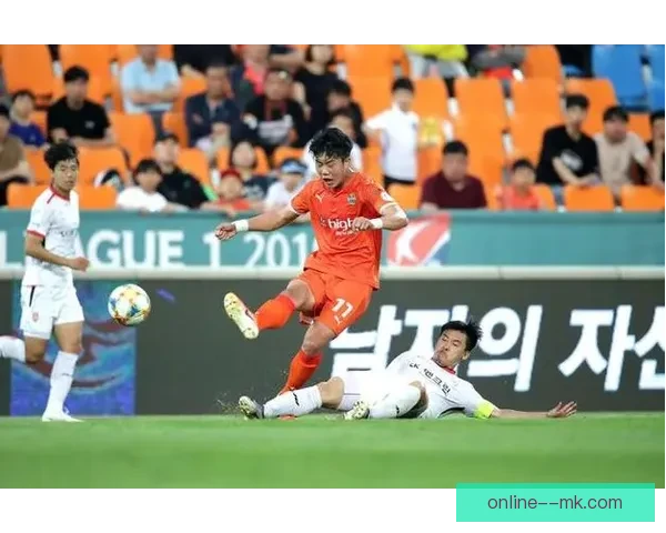 全北现代客场挑战失利蔚山HD稳居联赛榜首